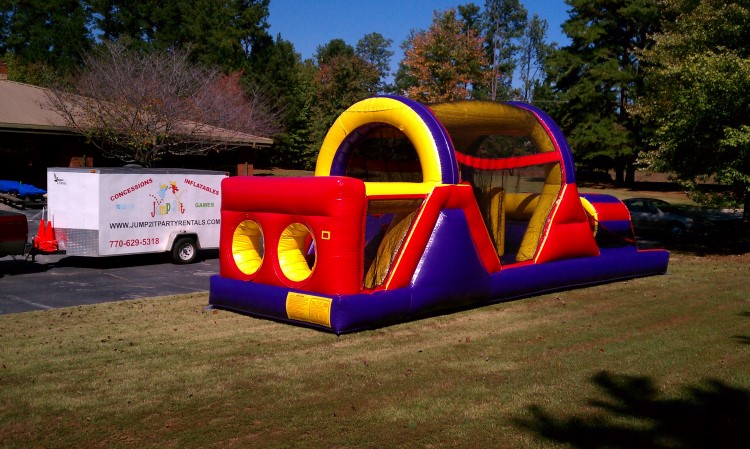 Riverdale 30 Foot Obstacle Course Rental